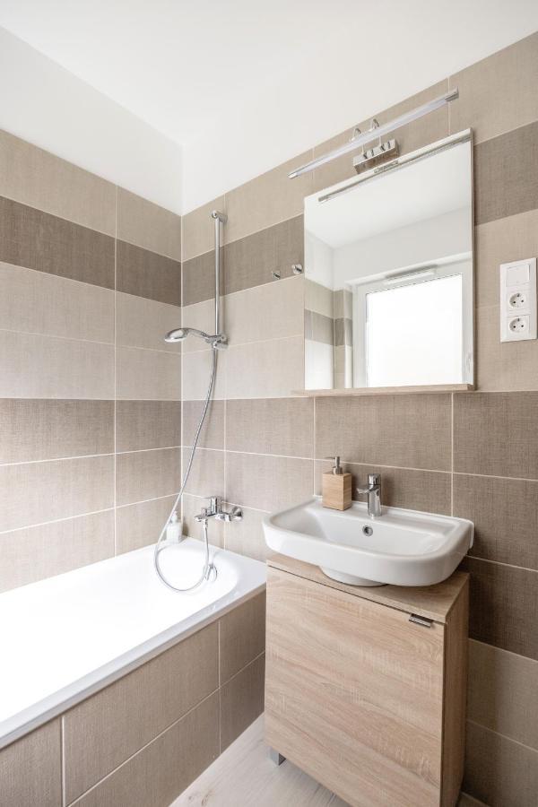 211 / 1 Bedroom / Modern Condo In City Center Budapeşte Dış mekan fotoğraf